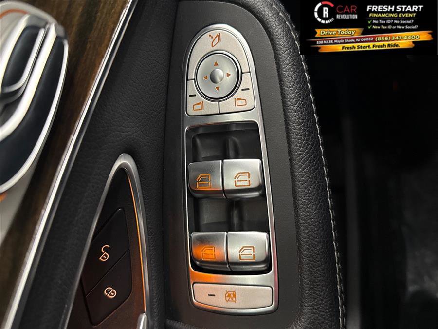 Used 2019 Mercedes-Benz C 300 4MATIC Sedan w/ Premium Package image 55