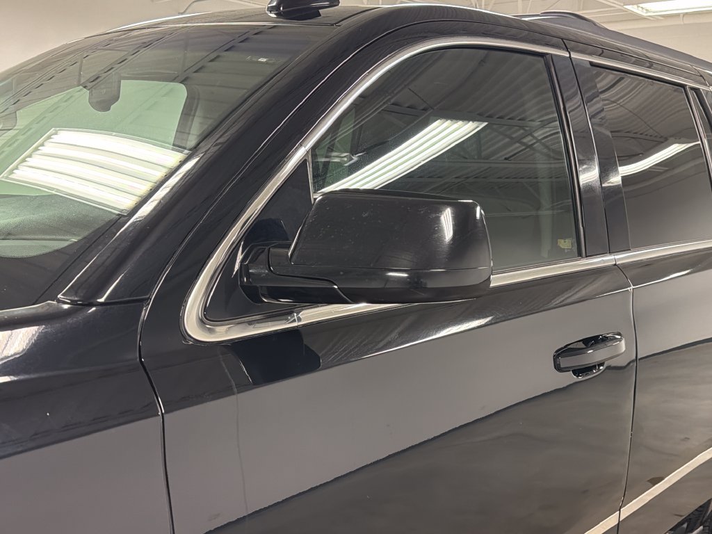 Used 2019 Chevrolet Tahoe LT RWD image 12
