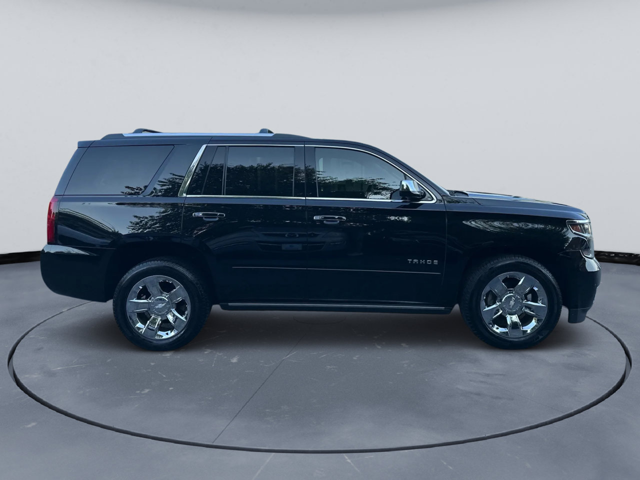 Used 2017 Chevrolet Tahoe Premier image 7