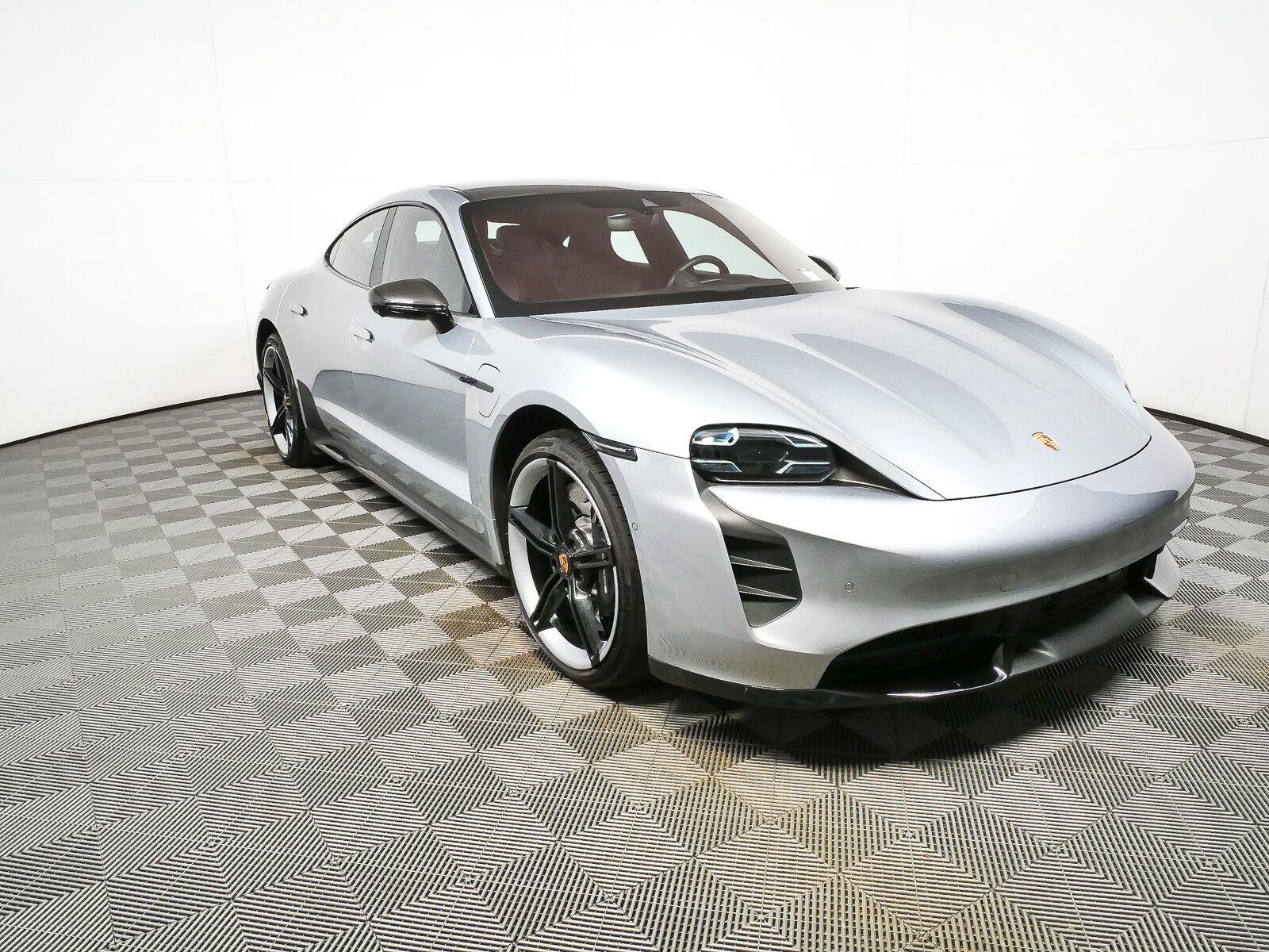Certified 2020 Porsche Taycan Turbo AWD/4WD image 28