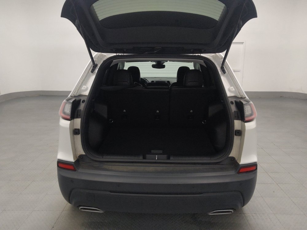 Used 2021 Jeep Cherokee Latitude Lux FWD image 29