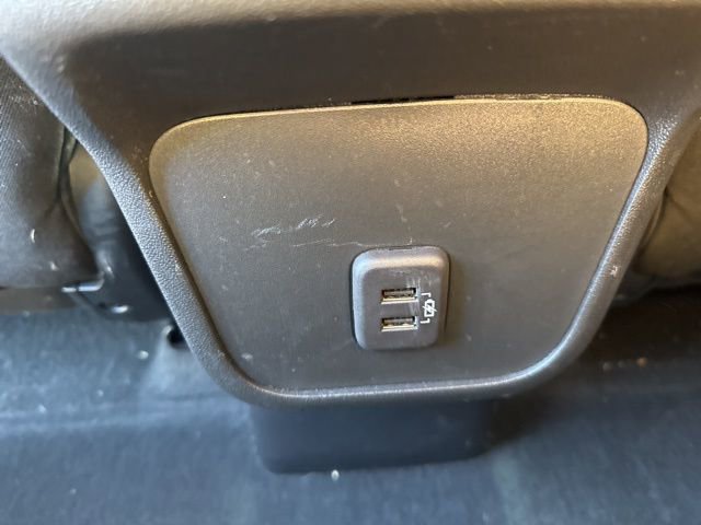 Used 2023 Chevrolet Equinox LT image 31