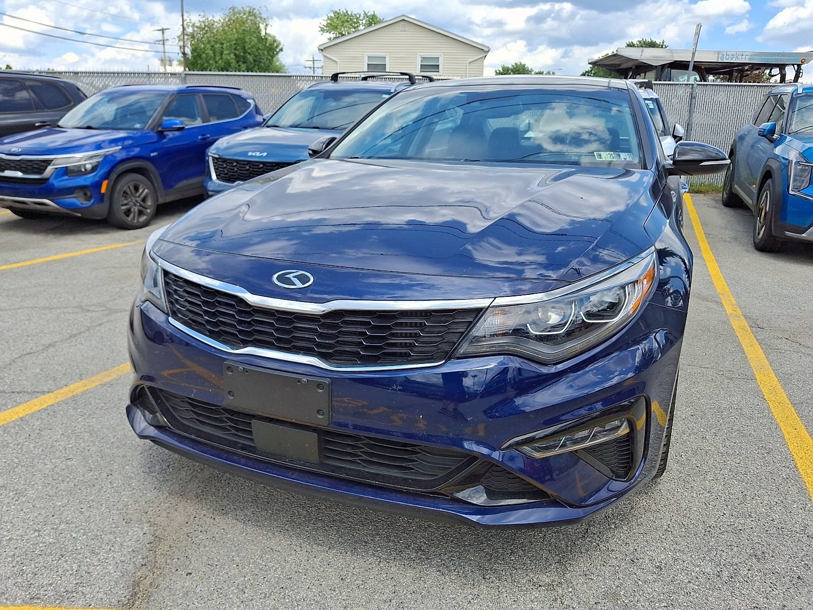 Used 2019 Kia Optima SX FWD image 4