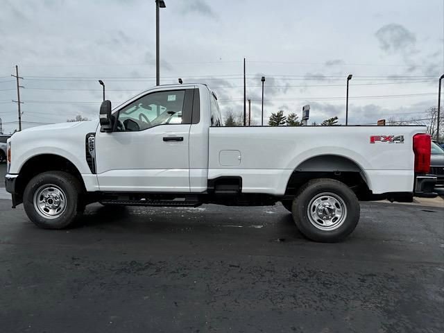 New 2025 Ford F250 XL w/ FX4 Off-Road Package image 5
