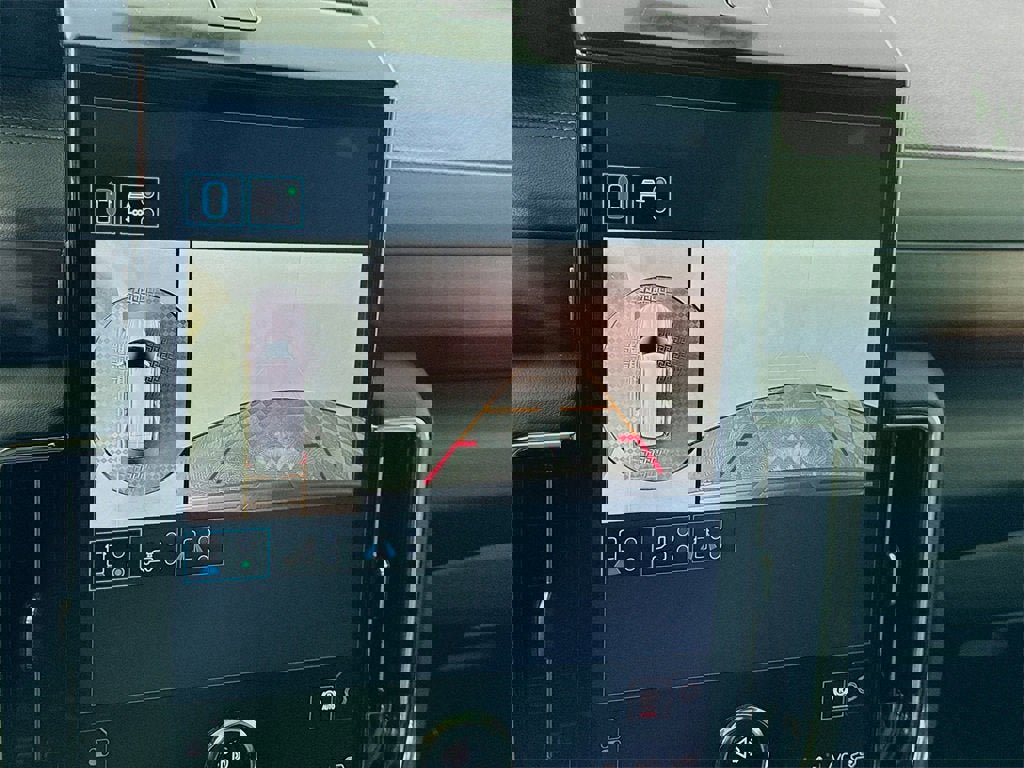 New 2026 GMC Yukon Denali w/ Sun & Power Step Package image 9