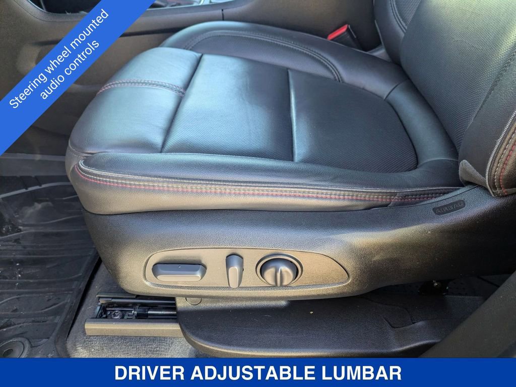 Certified 2023 Chevrolet Traverse RS image 19