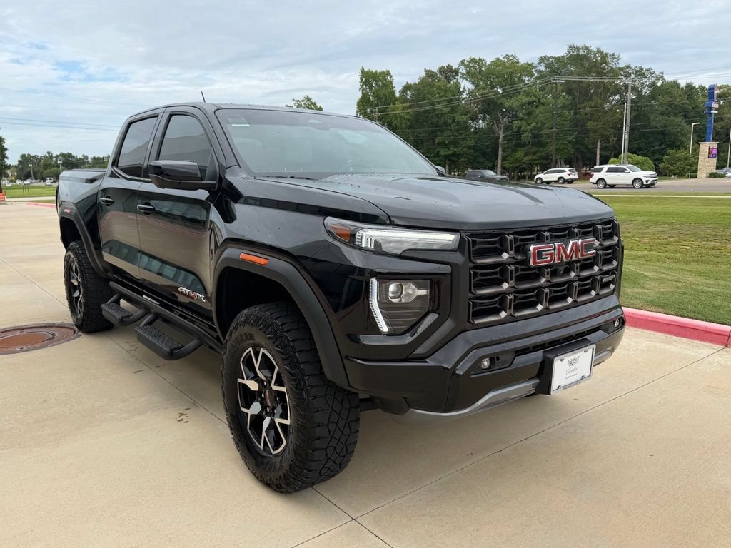 Used 2024 GMC Canyon AT4X AWD/4WD image 9
