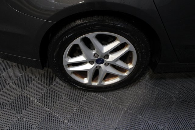 Used 2016 Ford Fusion SE image 22