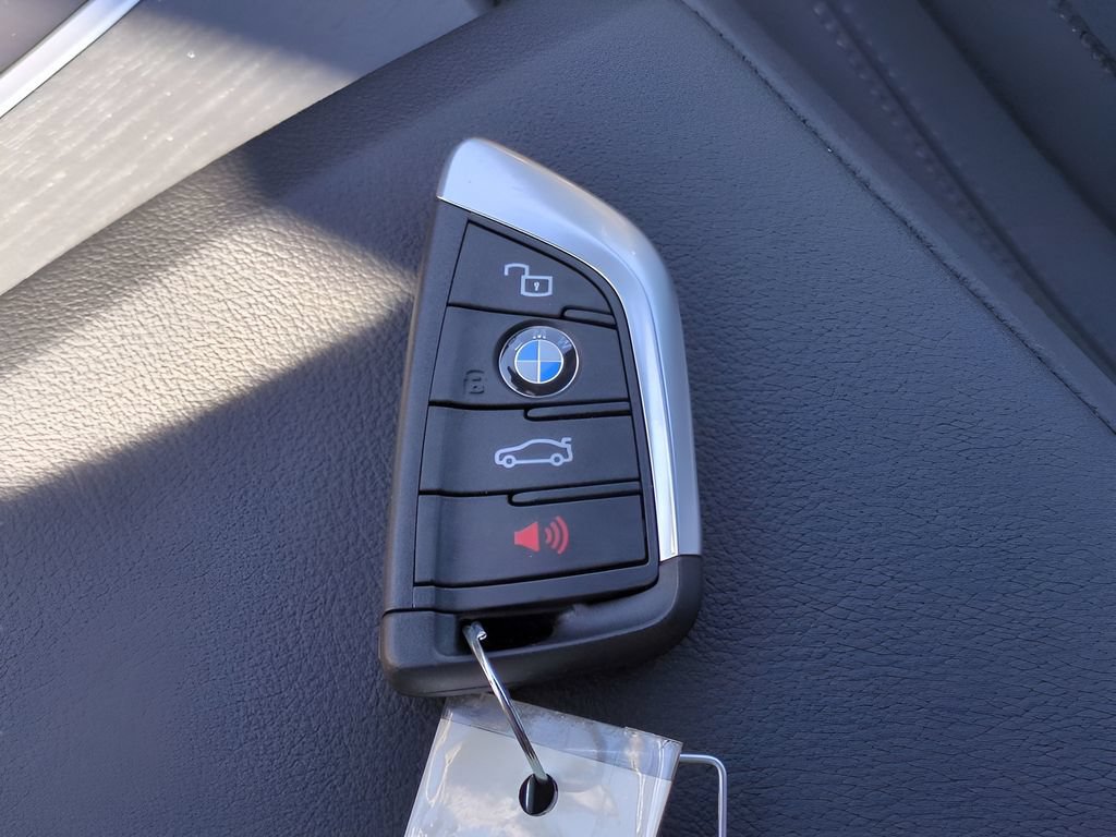 New 2026 BMW 330i Sedan w/ Premium Package RWD image 30