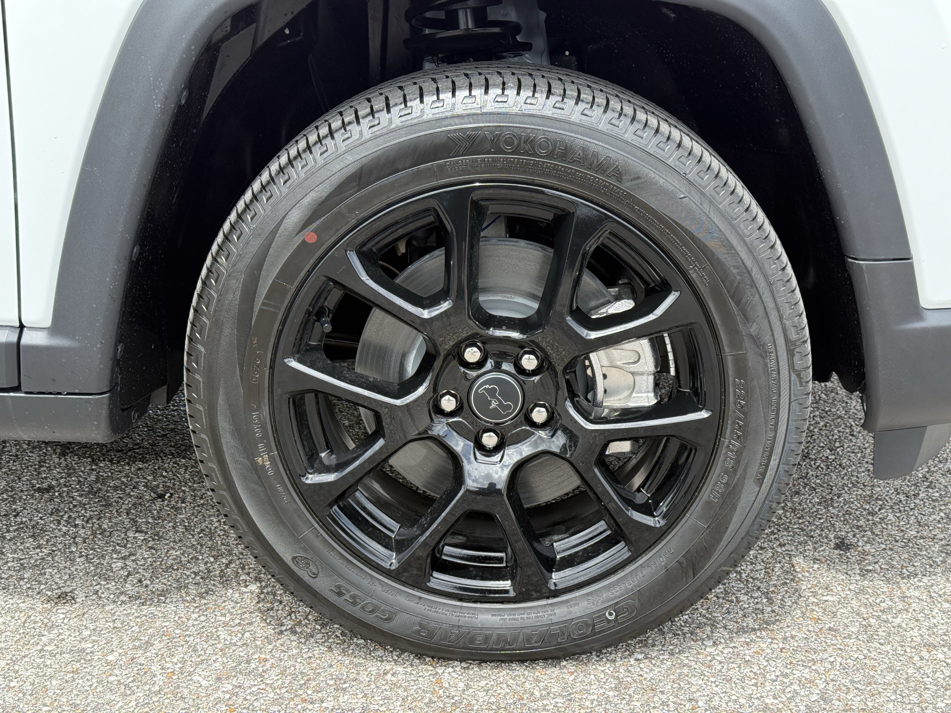 New 2026 Jeep Compass Latitude AWD/4WD image 13