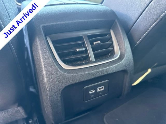 Used 2023 Chevrolet Blazer LT w/ Midnight/Sport Edition FWD image 17