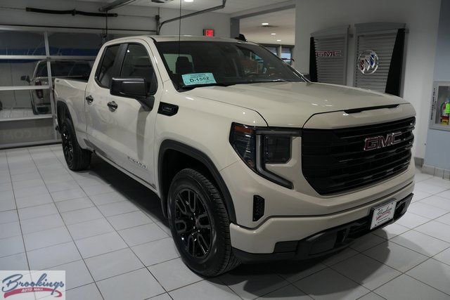 New 2026 GMC Sierra 1500 Pro w/ Graphite Edition