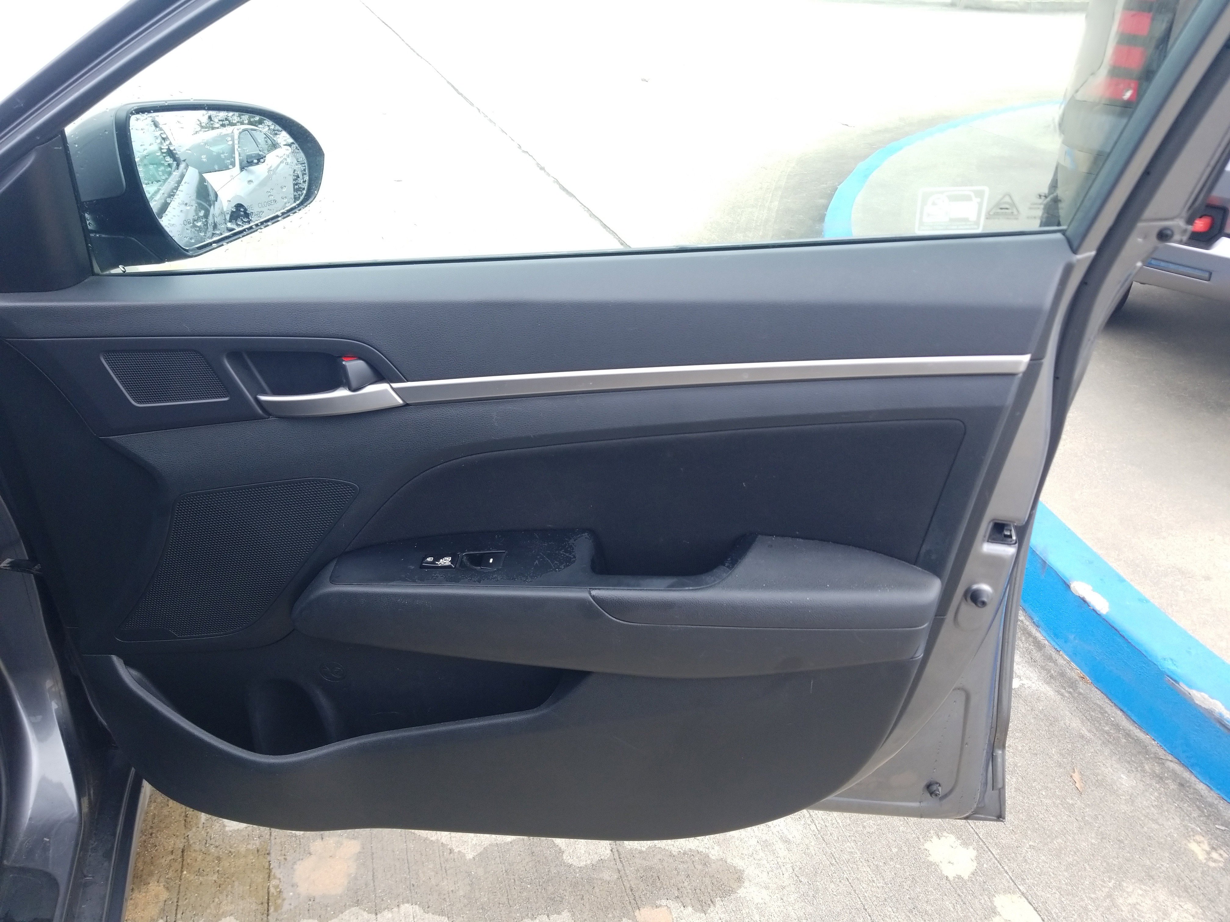 Used 2019 Hyundai Elantra SEL w/ Cargo Package image 16