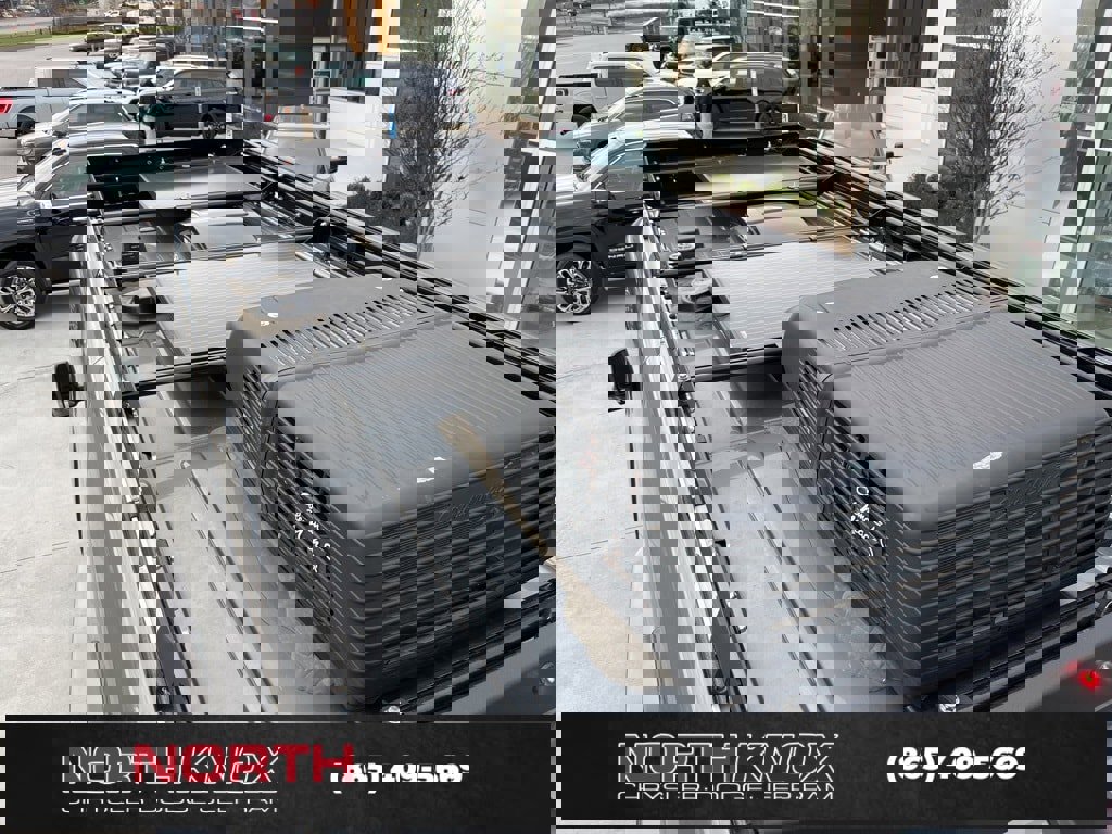 Used 2023 Mercedes-Benz Sprinter 144 Cargo image 24