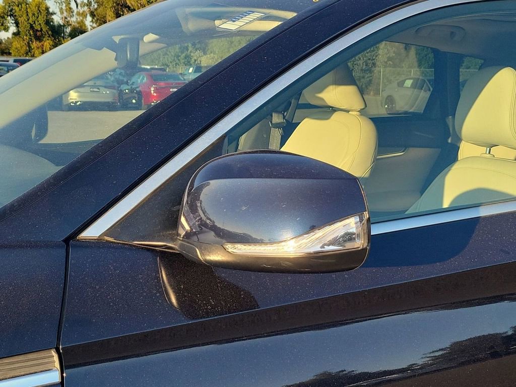 Used 2019 INFINITI QX50 Luxe w/ Navigation Package image 16