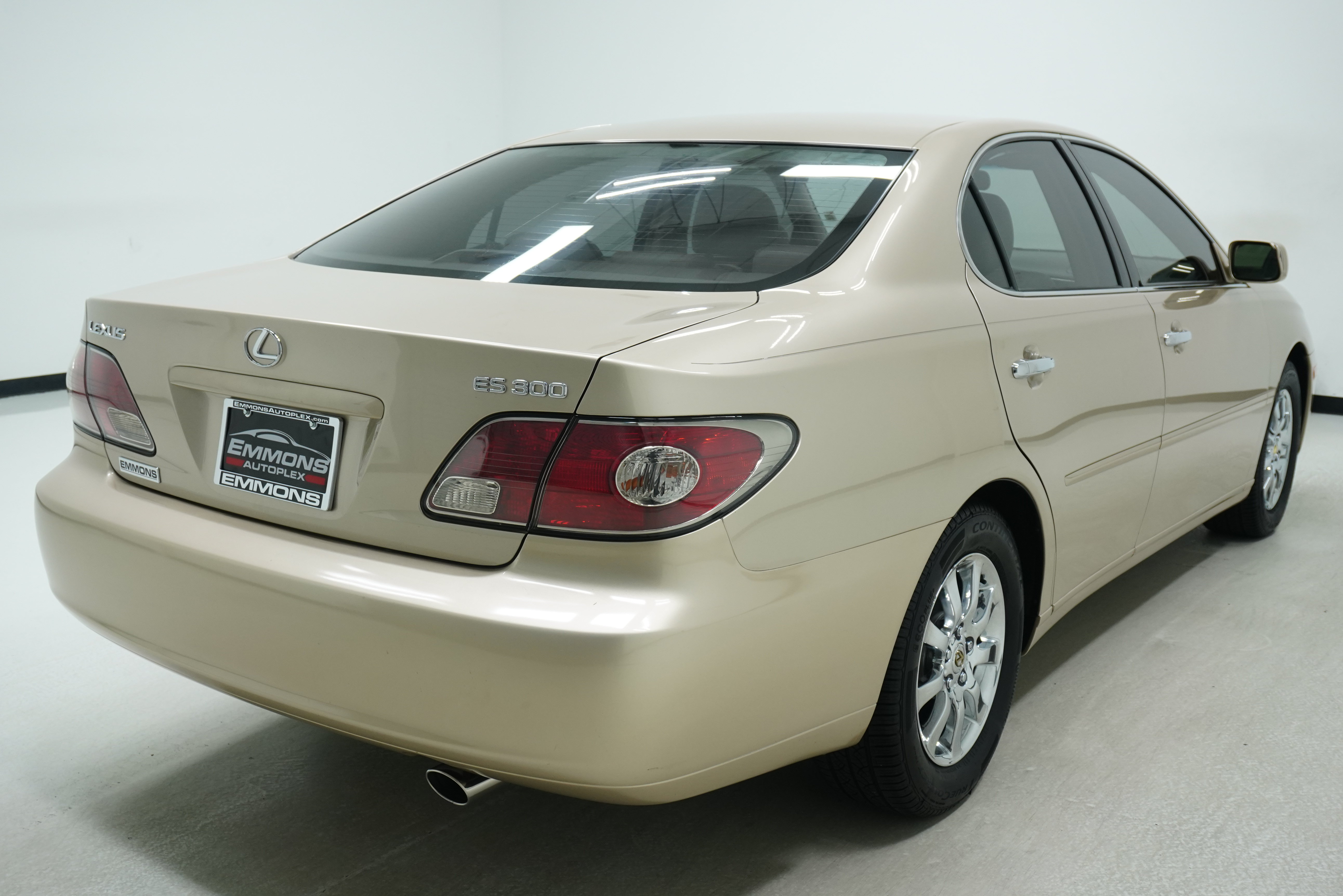 Used 2003 Lexus ES 330 FWD image 4