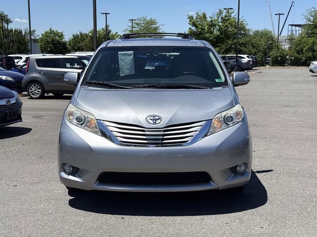 Used 2013 Toyota Sienna Limited w/ Premium Pkg FWD image 6