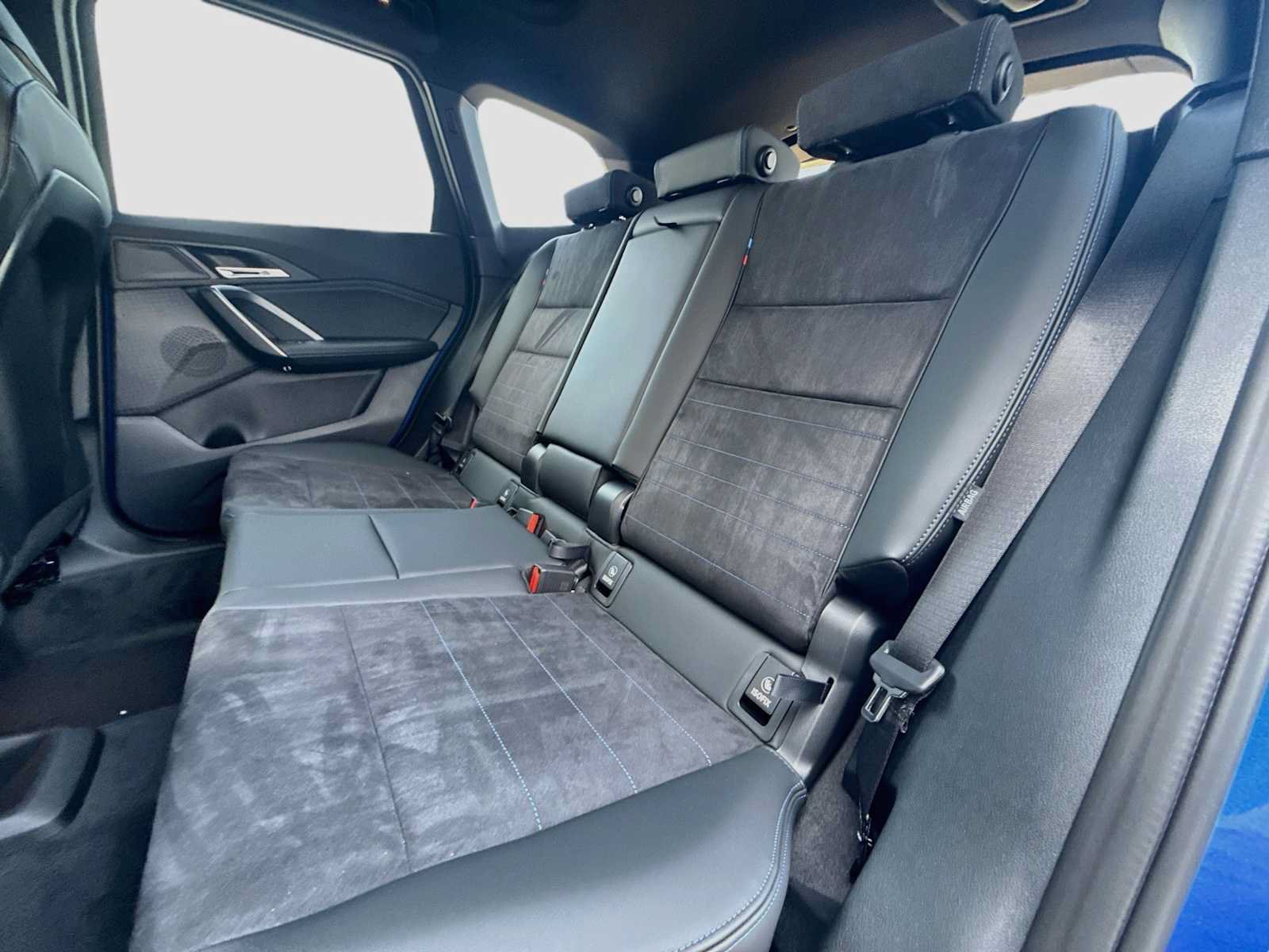New 2027 BMW X1 xDrive28i AWD/4WD image 17