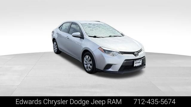 Used 2015 Toyota Corolla LE FWD image 1