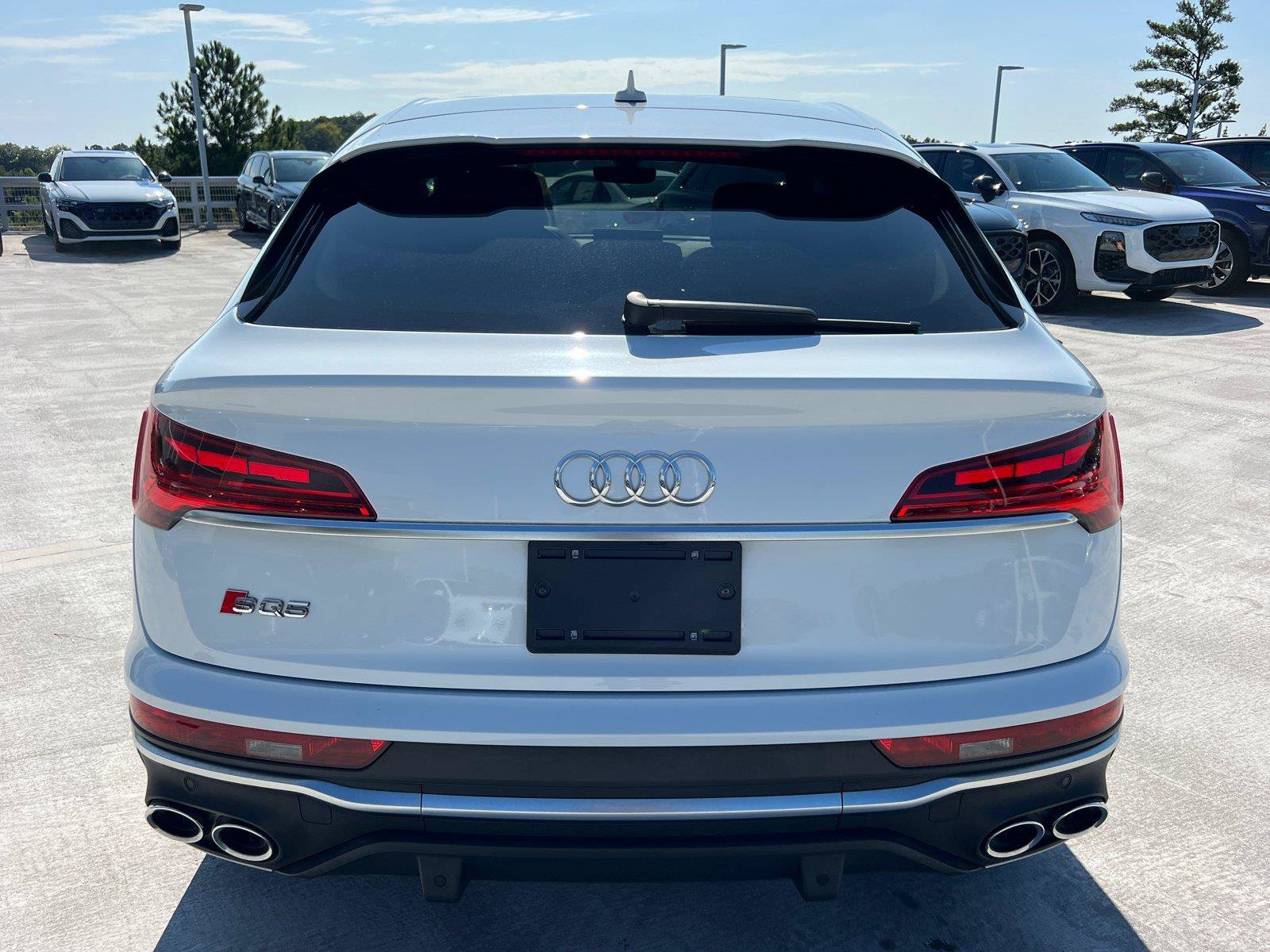 Used 2023 Audi SQ5 Prestige w/ Prestige Package AWD/4WD image 6