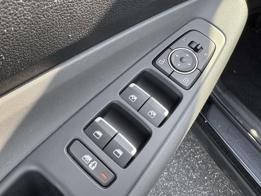 Used 2023 Hyundai Santa Fe SEL AWD/4WD image 19