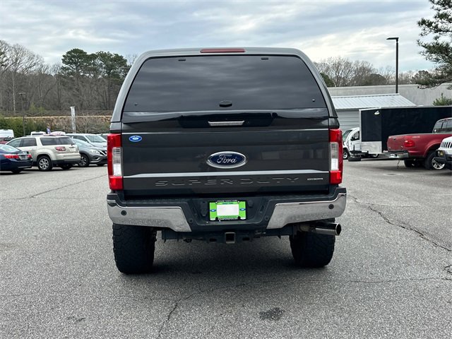 Used 2017 Ford F250 Lariat w/ Chrome Package image 6