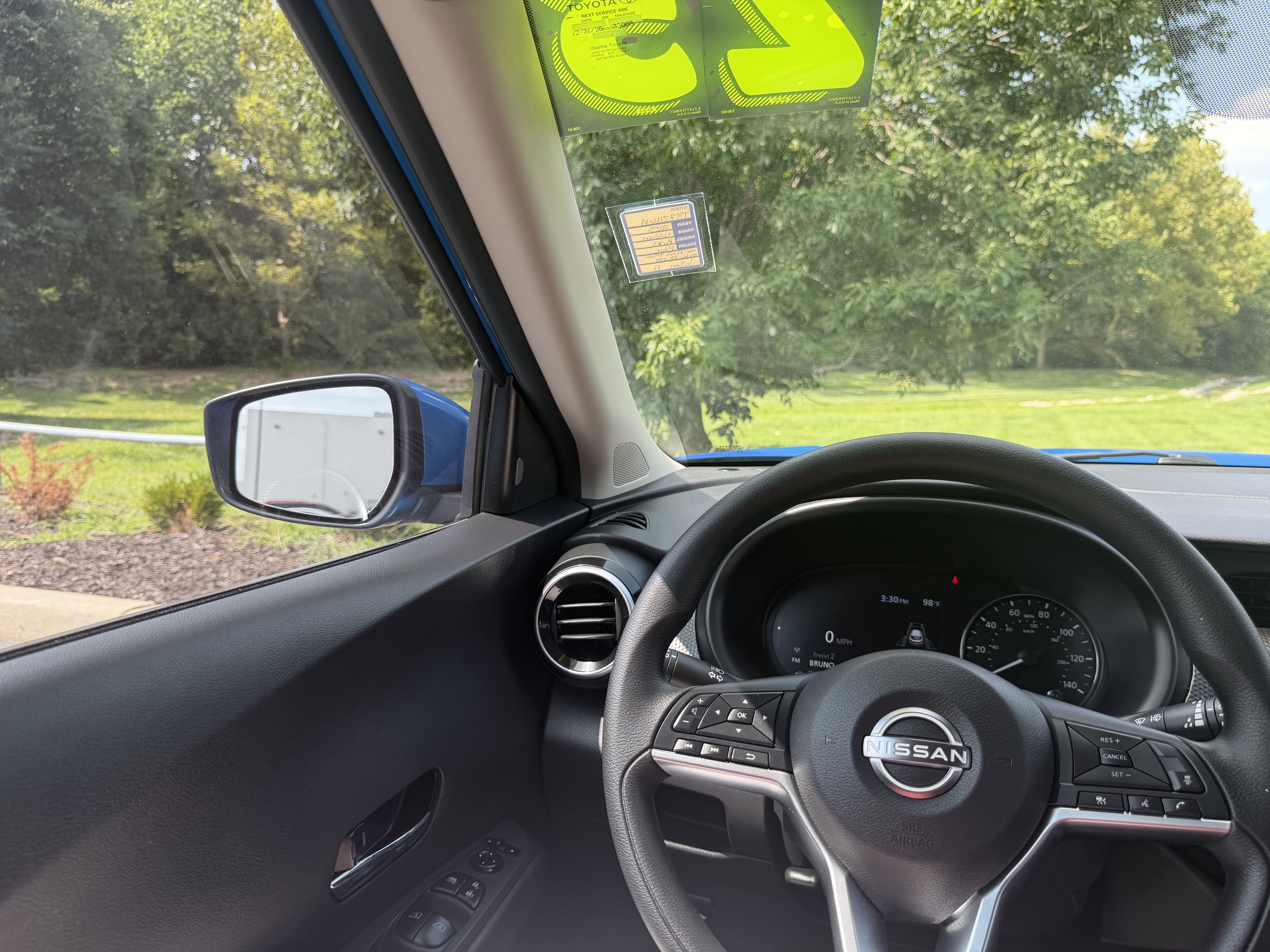 Used 2023 Nissan Kicks SV FWD image 15