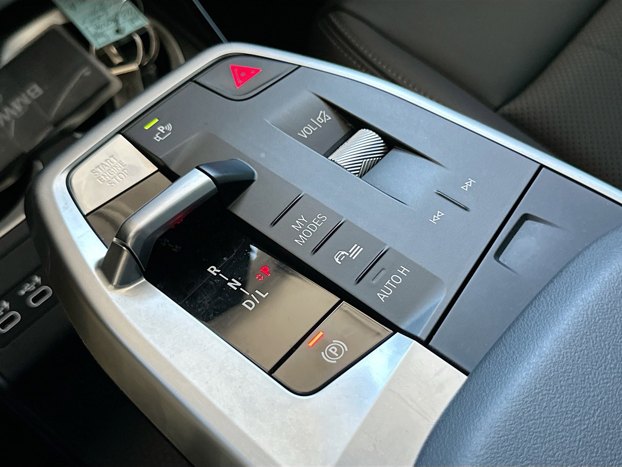 Used 2024 BMW X1 xDrive28i w/ Convenience Package image 16