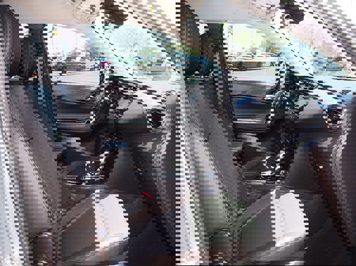 Used 2023 Buick Encore GX Select image 35