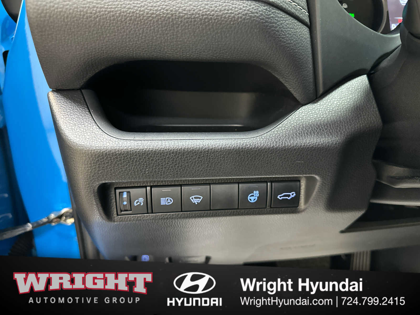 Used 2021 Toyota RAV4 XLE Premium image 23