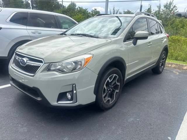 Used 2017 Subaru Crosstrek 2.0i Premium AWD/4WD image 3
