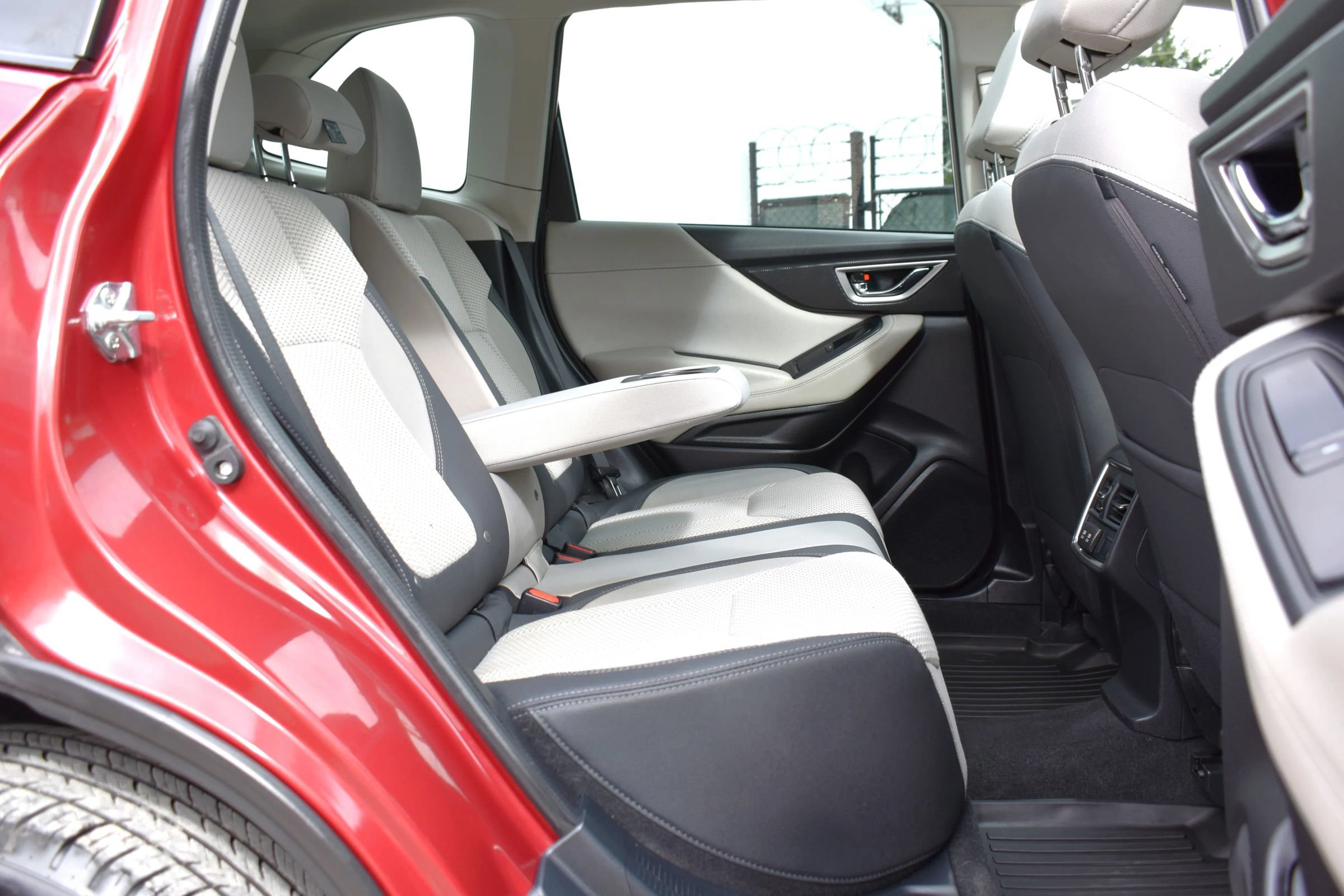 Used 2024 Subaru Forester Premium AWD/4WD image 30