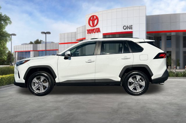 Certified 2025 Toyota RAV4 XLE w/ Convenience Package FWD image 9