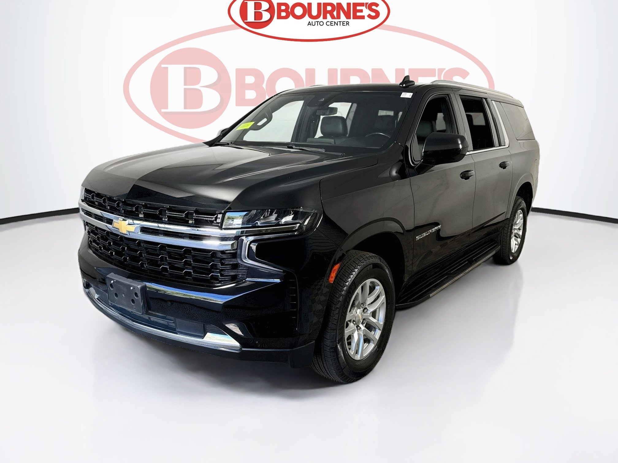 Used 2023 Chevrolet Suburban LS AWD/4WD image 4