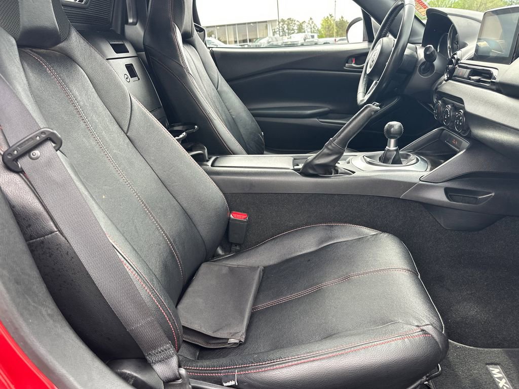 Used 2020 MAZDA MX-5 Miata Sport image 14