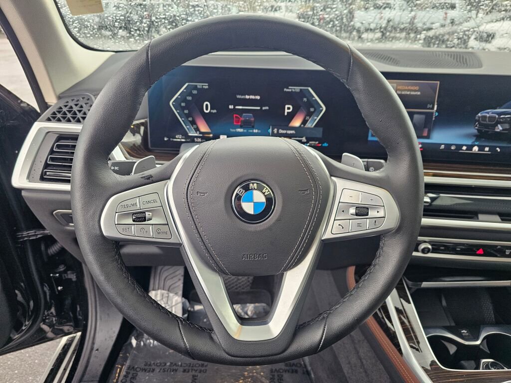 Used 2026 BMW X7 xDrive40i image 12