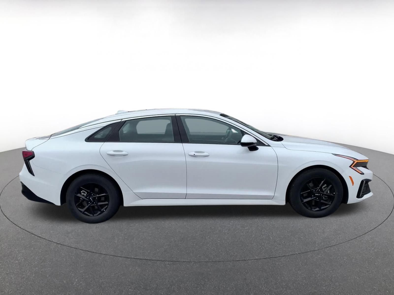 Used 2025 Kia K5 LXS FWD image 16