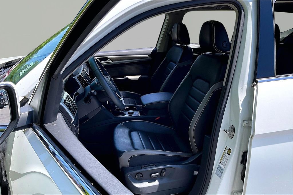 Used 2021 Volkswagen Atlas SEL Premium image 15