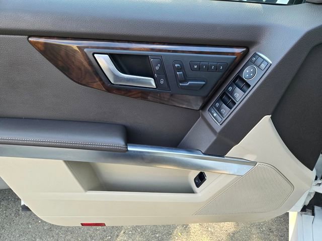 Used 2013 Mercedes-Benz GLK 350 2WD image 16