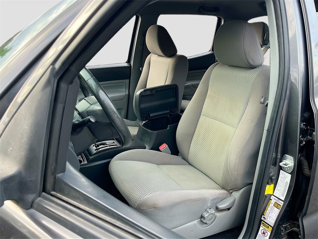 Used 2014 Toyota Tacoma 2WD Double Cab image 18