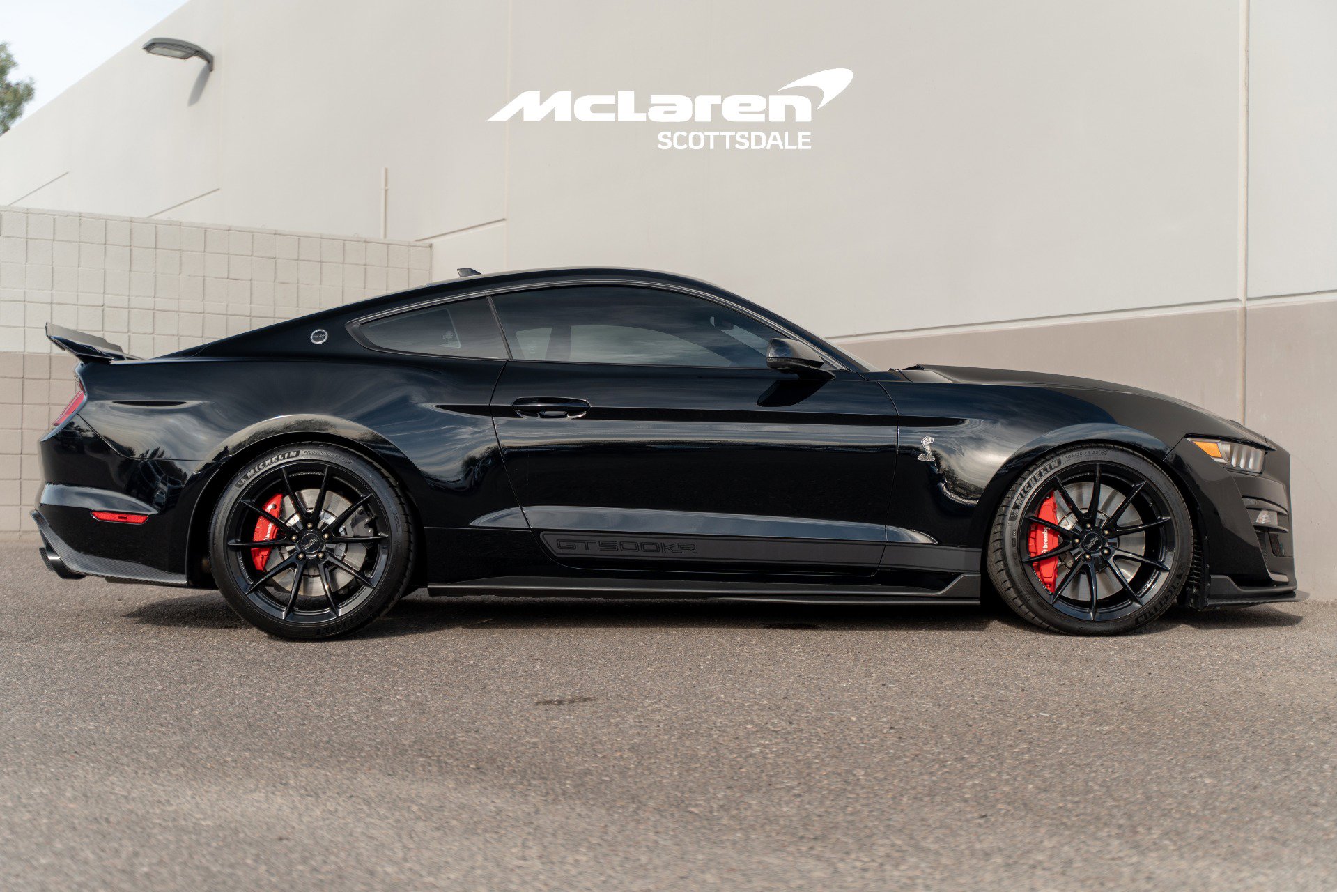 Used 2022 Ford Mustang Shelby GT500 w/ Technology Package image 8