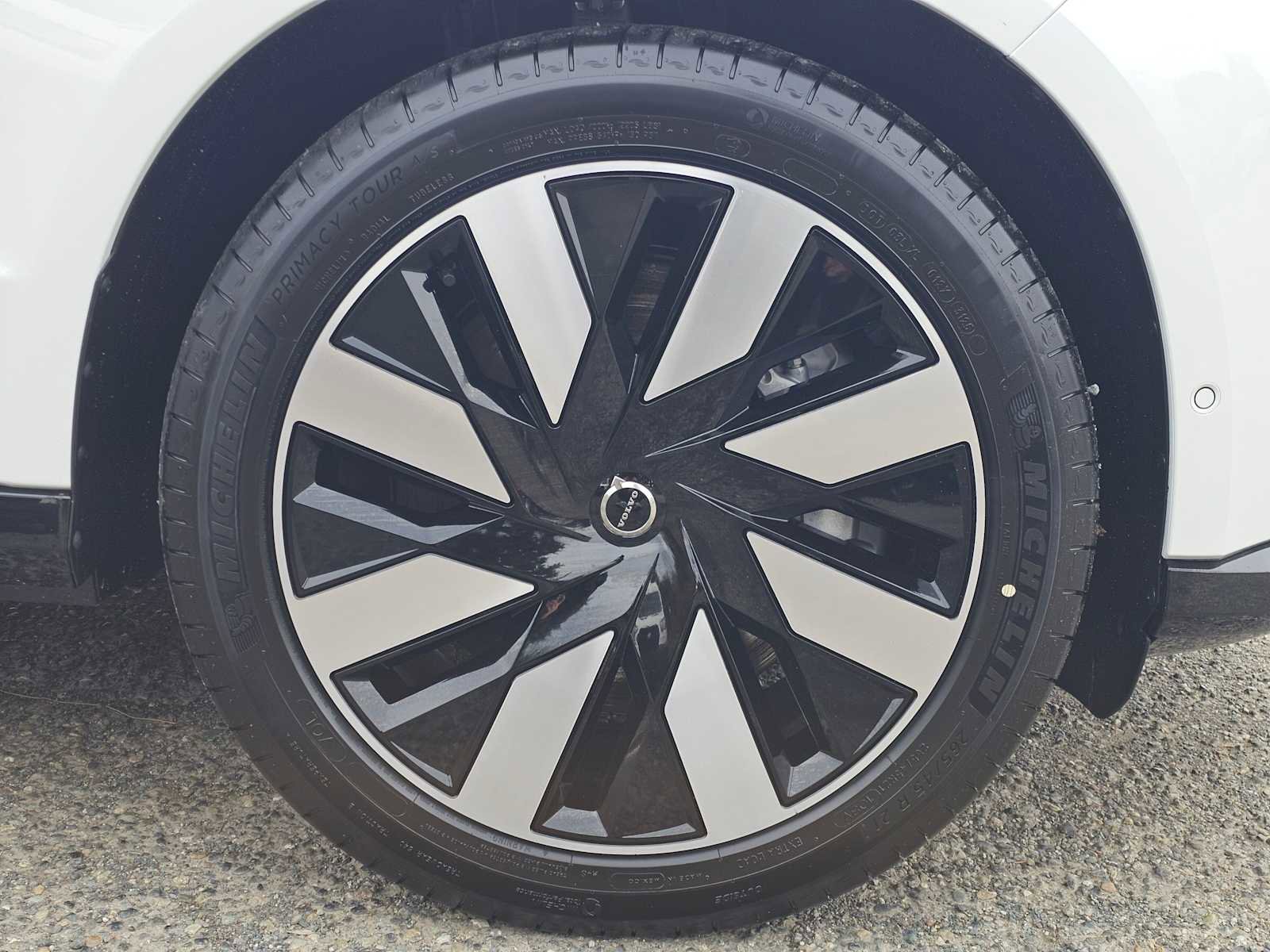 New 2026 Volvo EX90 Ultra image 9