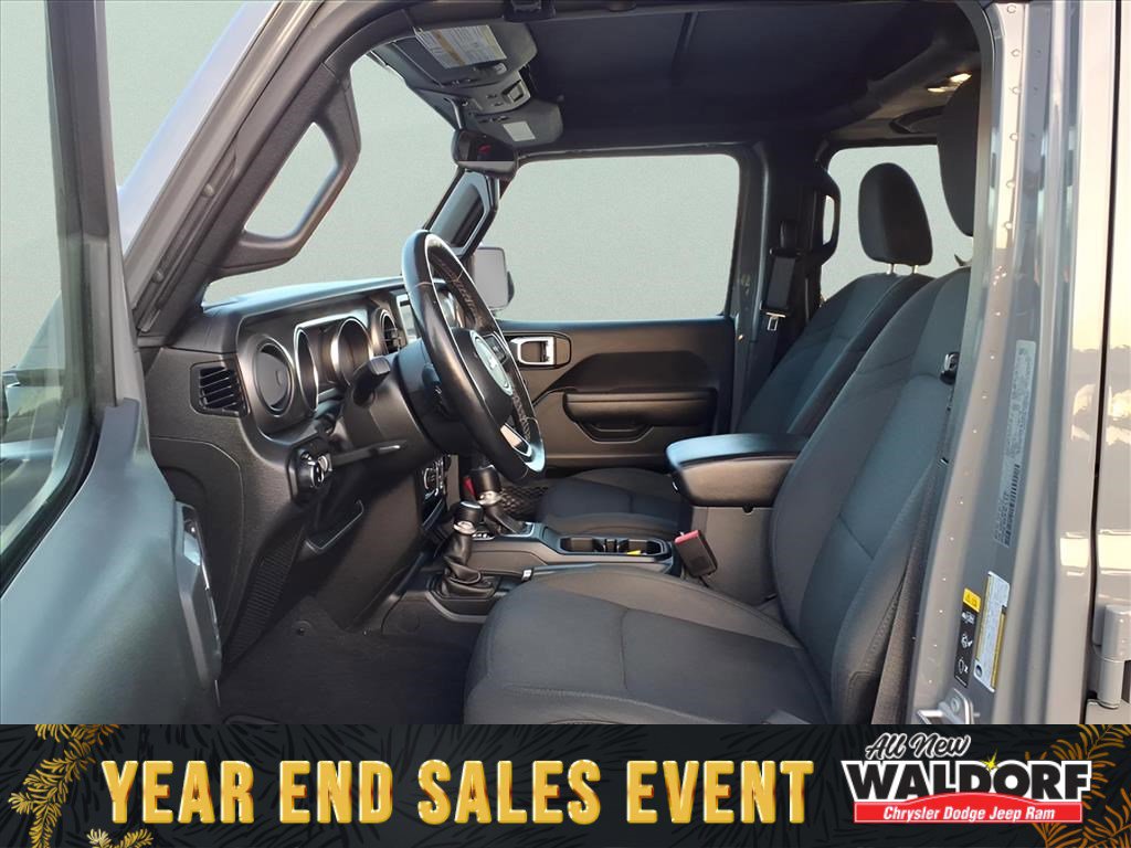 Used 2022 Jeep Gladiator Willys image 9