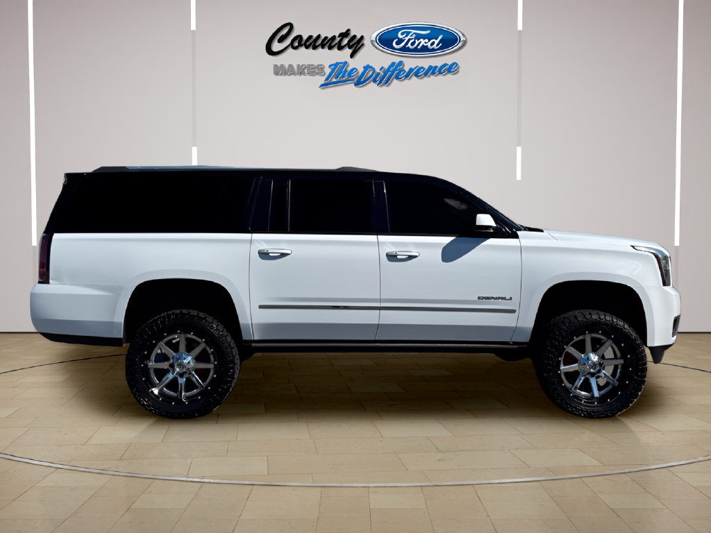 Used 2018 GMC Yukon XL Denali w/ Open Road Package AWD/4WD image 6