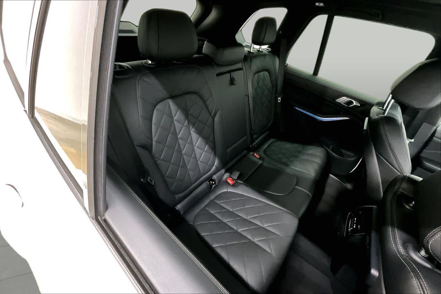 Used 2023 BMW X5 xDrive45e AWD/4WD image 19