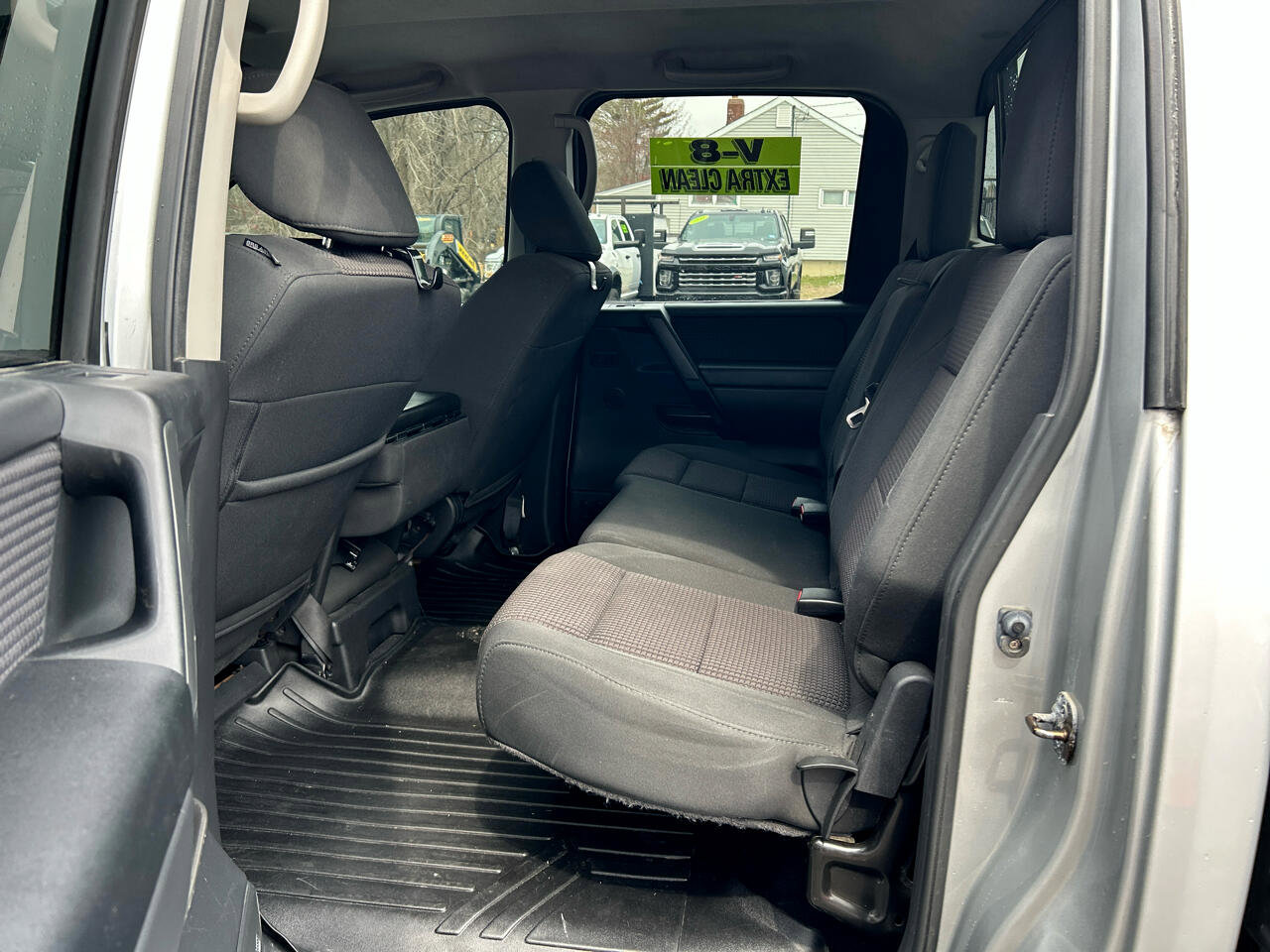 Used 2012 Nissan Titan SV image 10