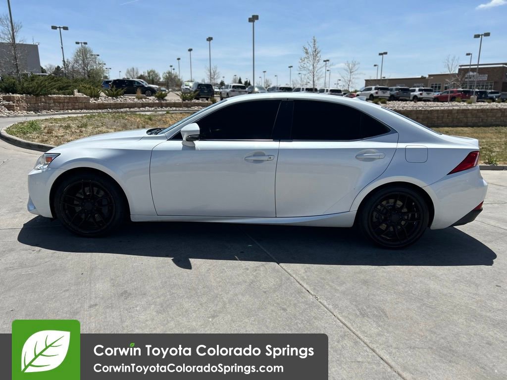 Used 2016 Lexus IS 300 AWD image 4