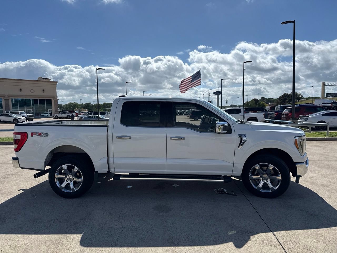 Used 2023 Ford F150 Lariat w/ Equipment Group 502A High AWD/4WD image 18