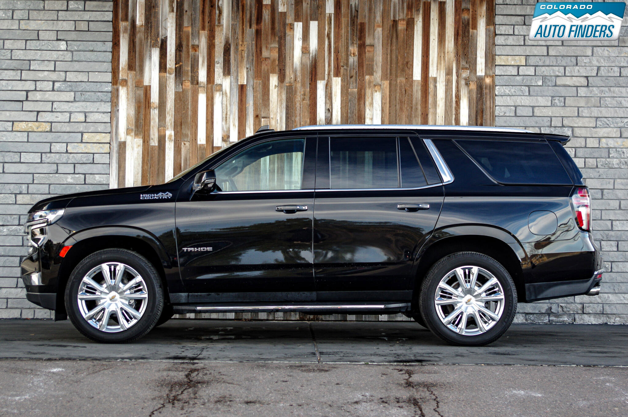 Used 2021 Chevrolet Tahoe High Country image 3