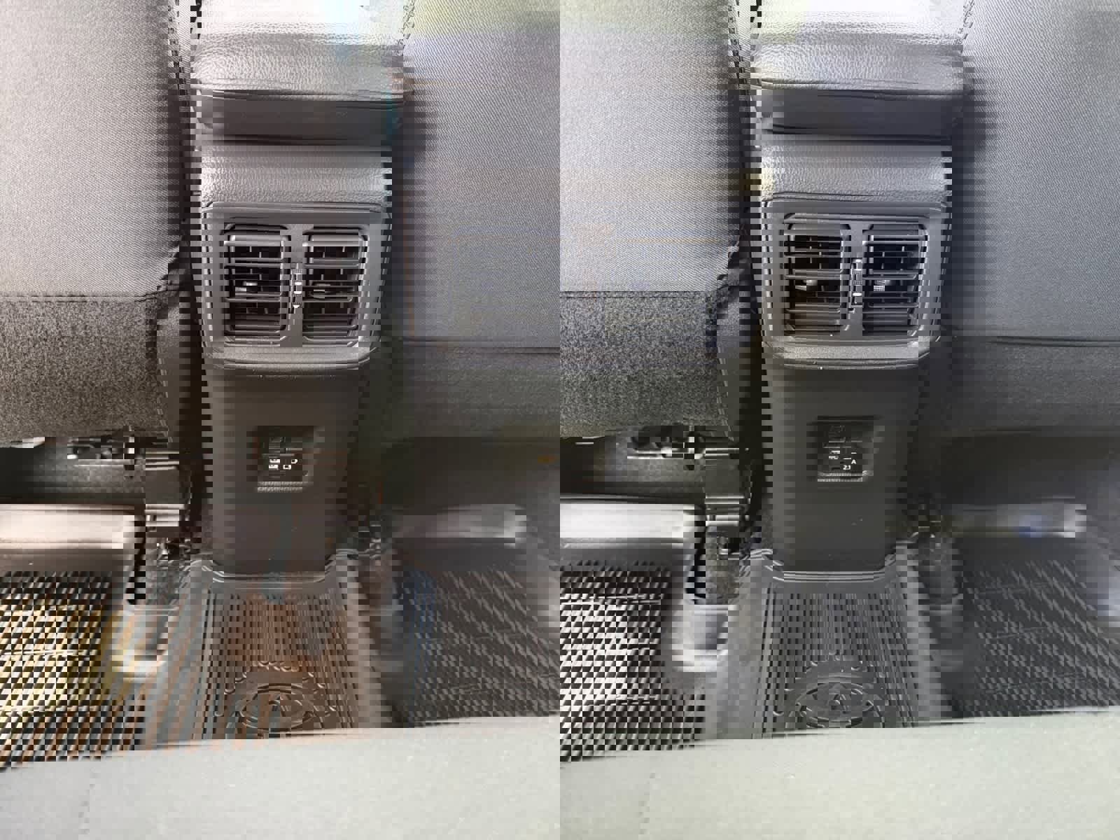 Used 2021 Toyota RAV4 XLE image 15